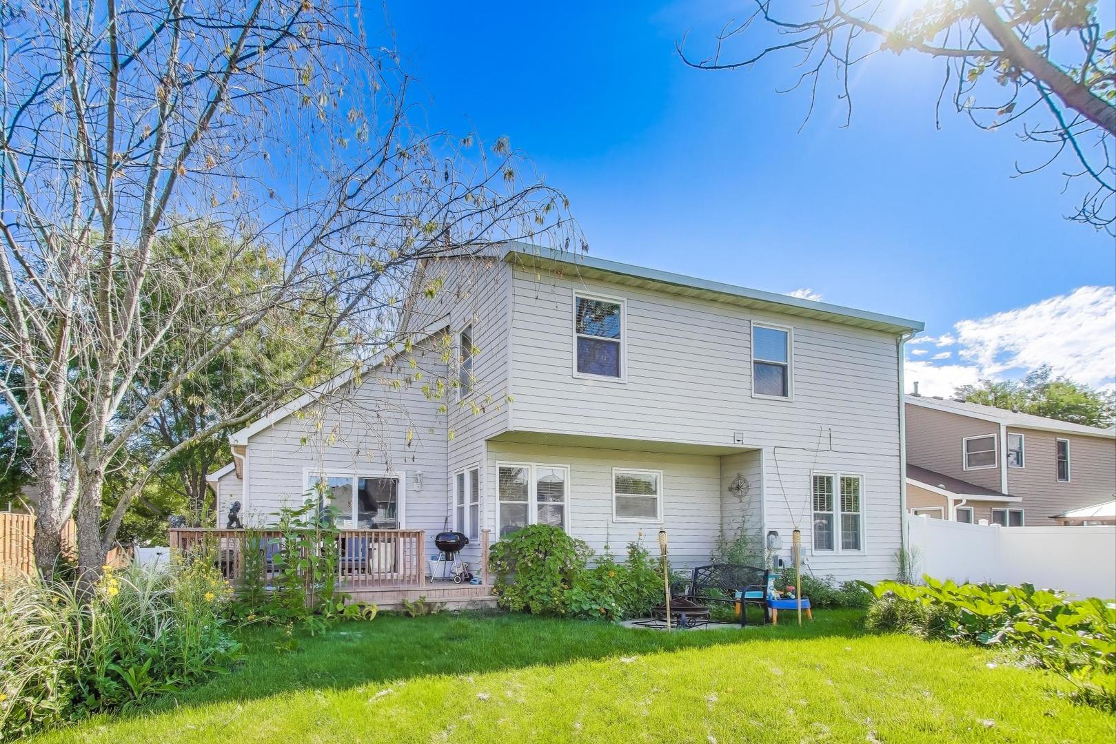 1424 Sweetbriar Lane, Elgin, IL 60123