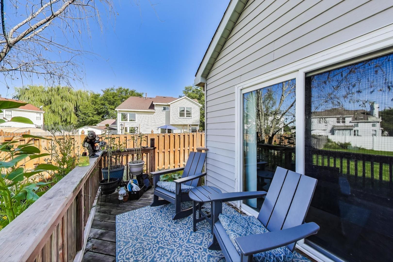 1424 Sweetbriar Lane, Elgin, IL 60123