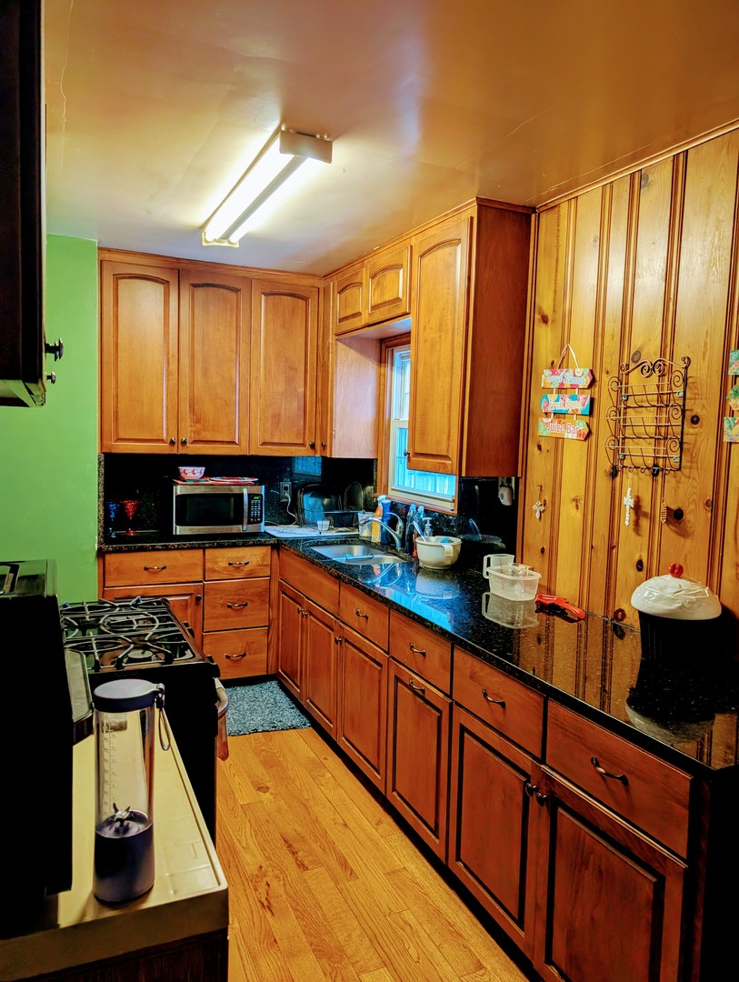 1300 Oneida Street, Joliet, IL 60435