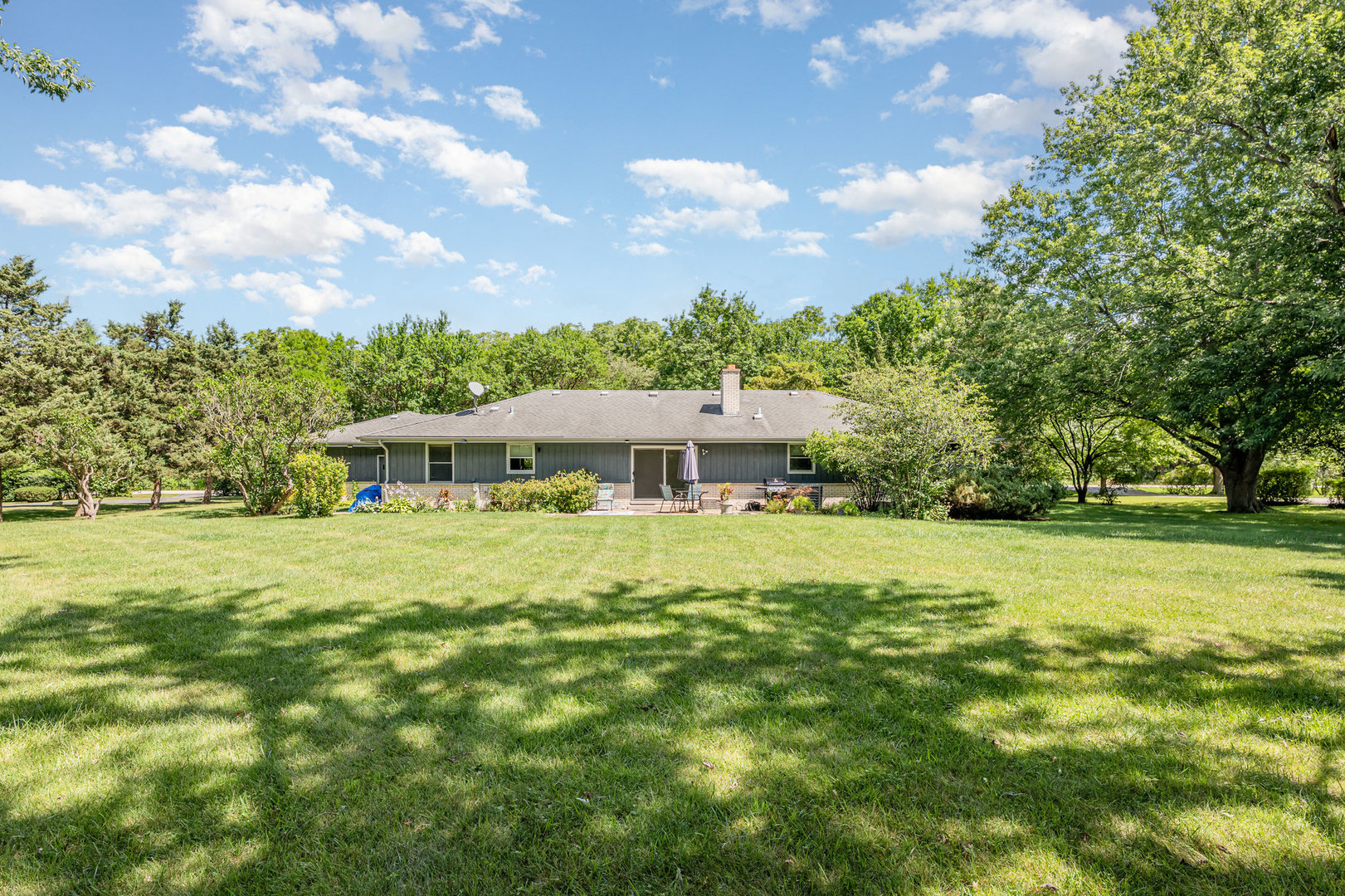 158 S Ela Road, Barrington, IL 60010