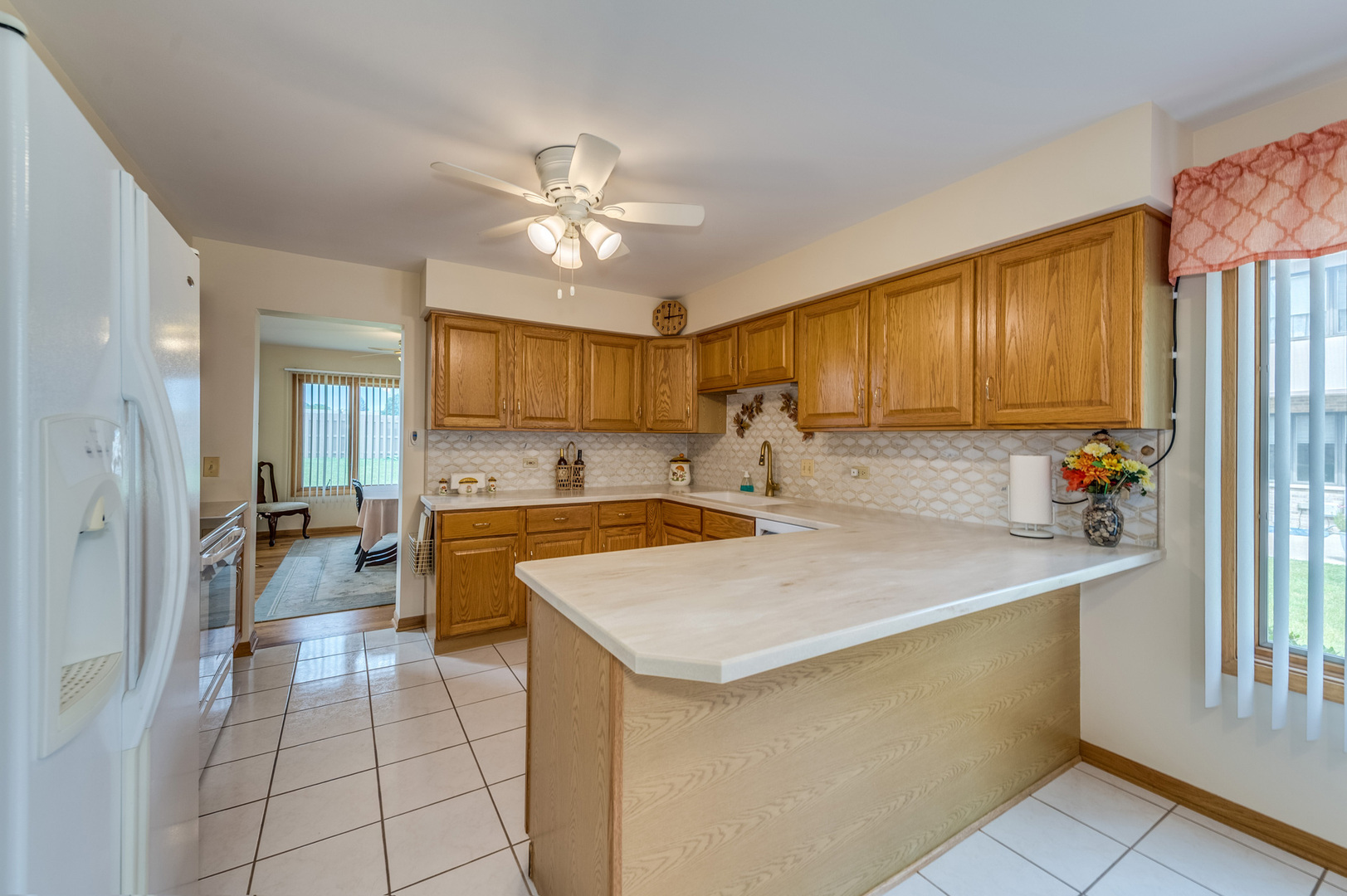 318 S Dominion Drive, Wood Dale, IL 60191