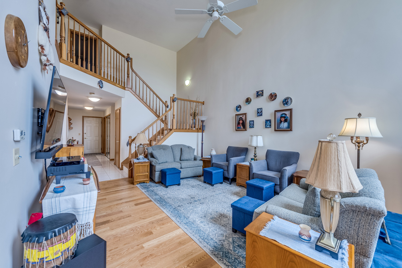 318 S Dominion Drive, Wood Dale, IL 60191