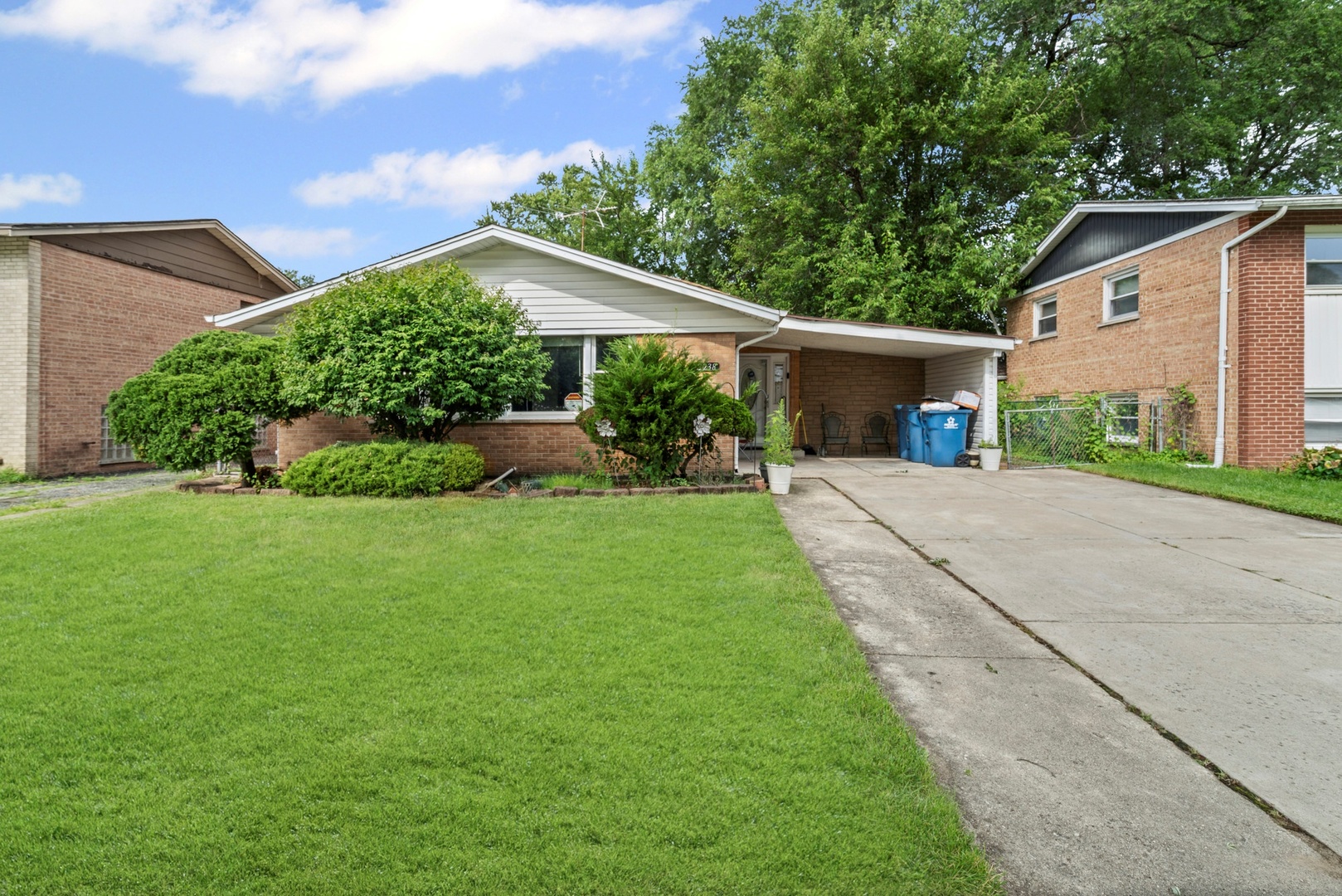 12238 S Lawndale Avenue, Alsip, IL 60803
