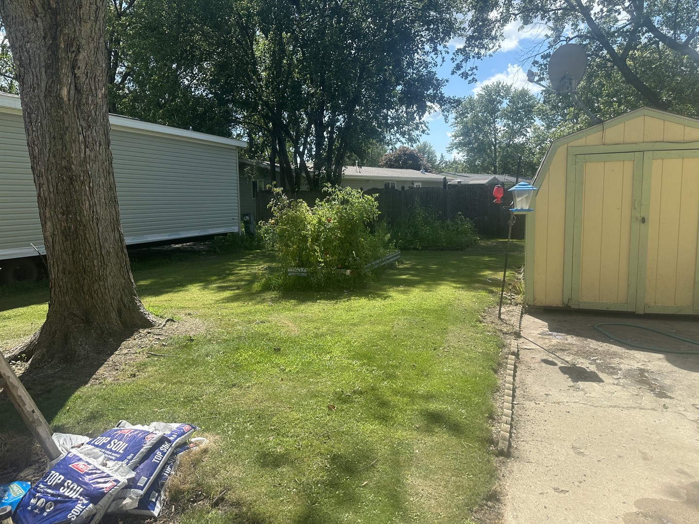 11 Aqueduct Drive, Diamond, IL 60416
