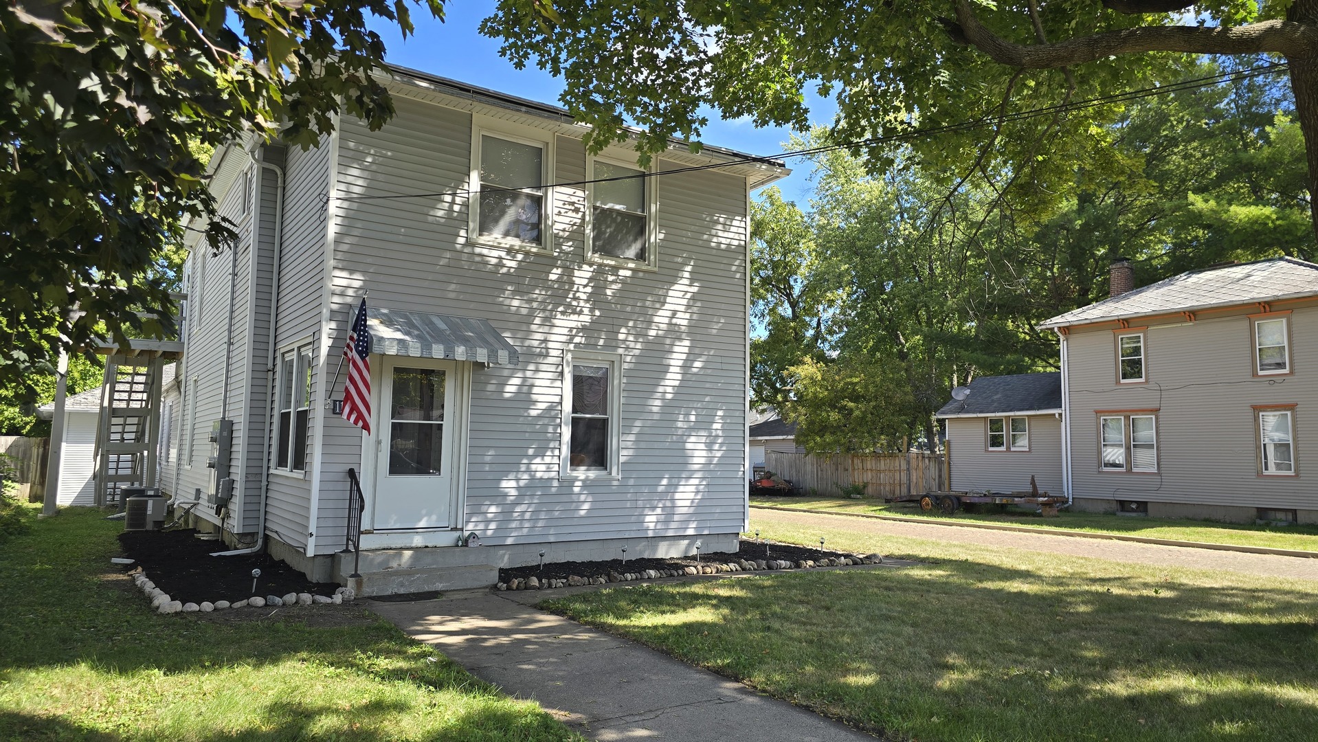 1102 Illinois Avenue, Ottawa, IL 61350