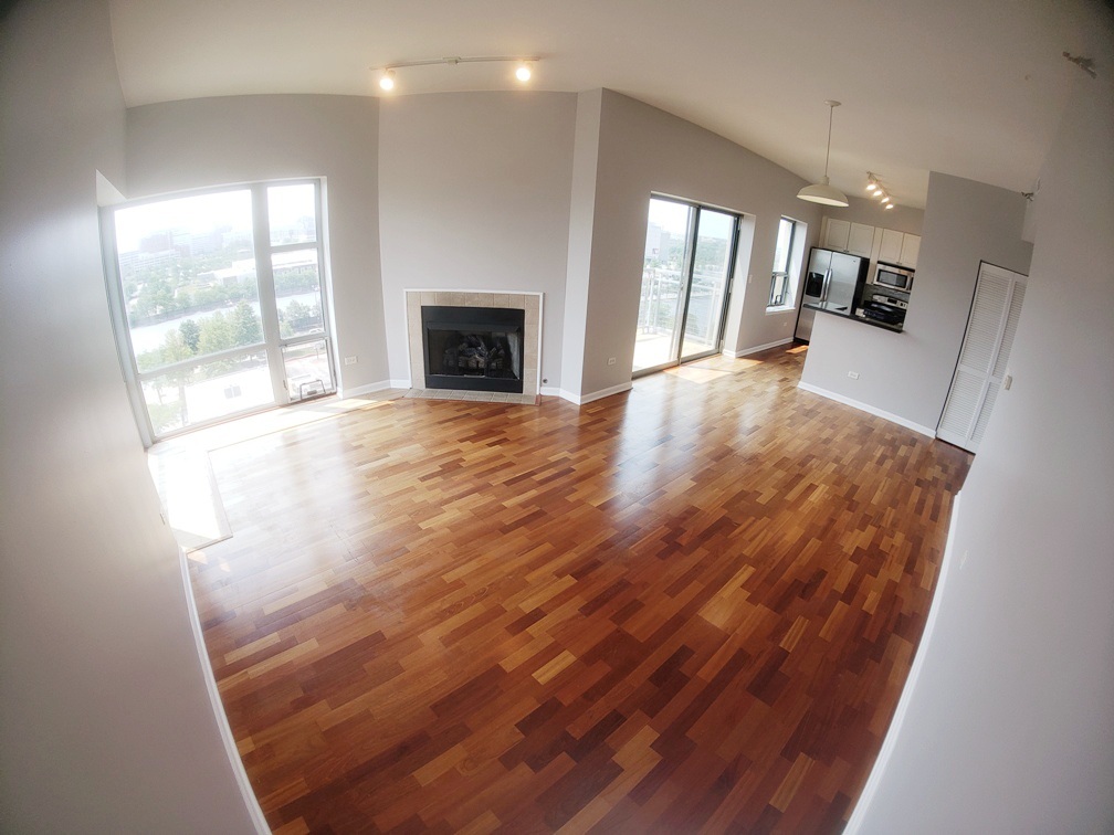 100 N Hermitage Avenue #916, Chicago, IL 60612