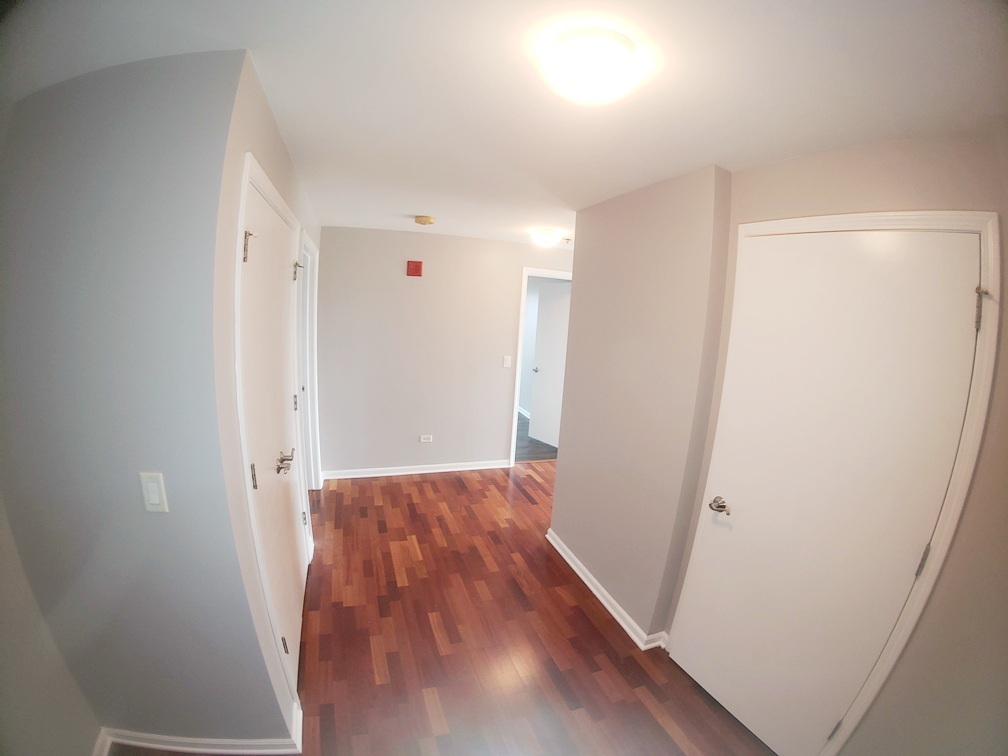 100 N Hermitage Avenue #916, Chicago, IL 60612
