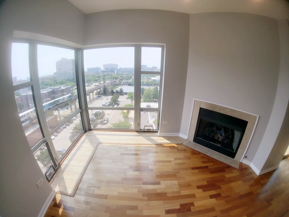 100 N Hermitage Avenue #916, Chicago, IL 60612
