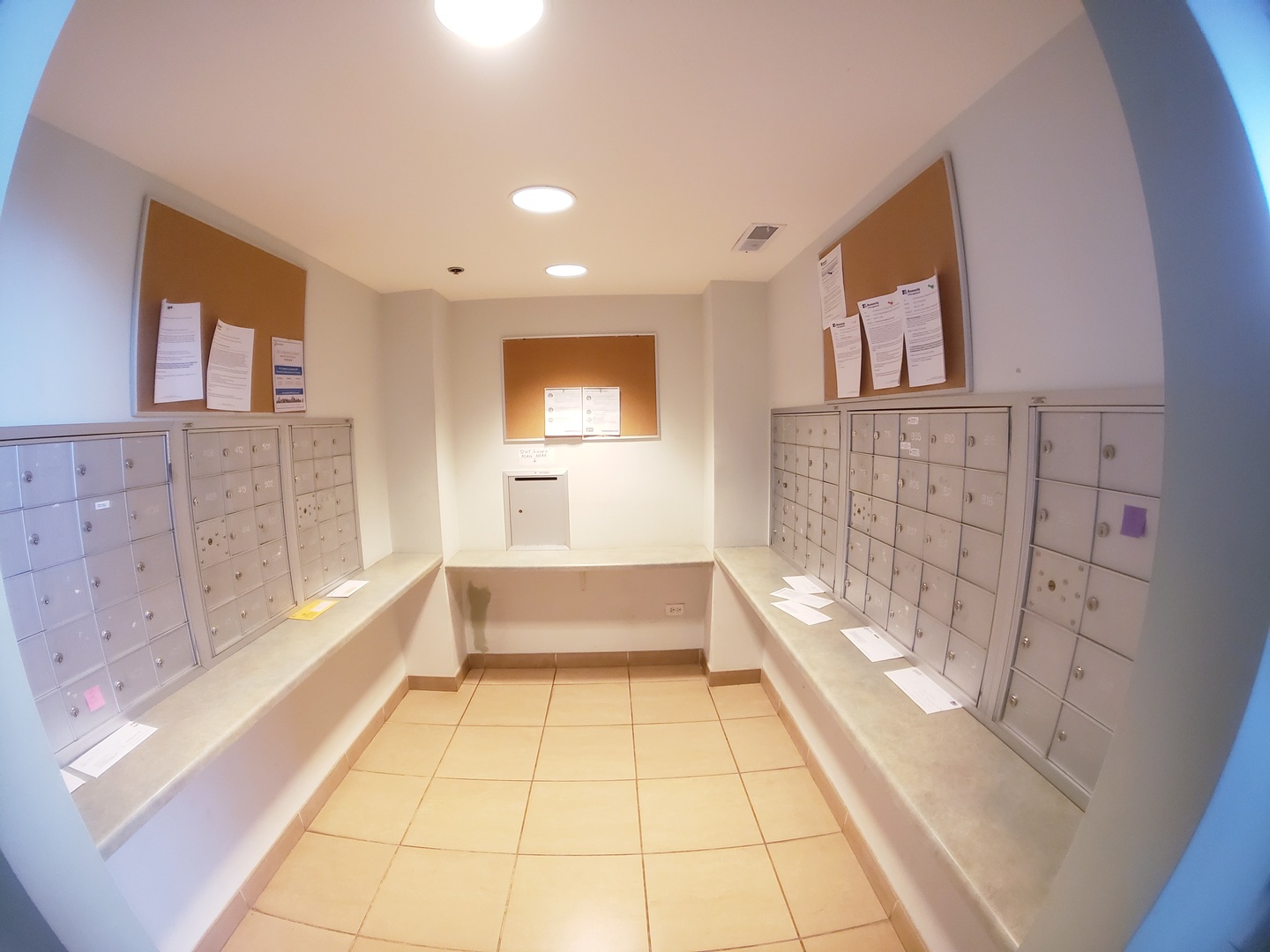 100 N Hermitage Avenue #916, Chicago, IL 60612