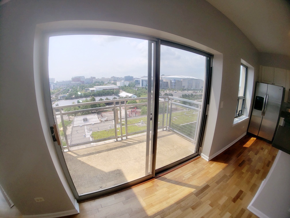 100 N Hermitage Avenue #916, Chicago, IL 60612