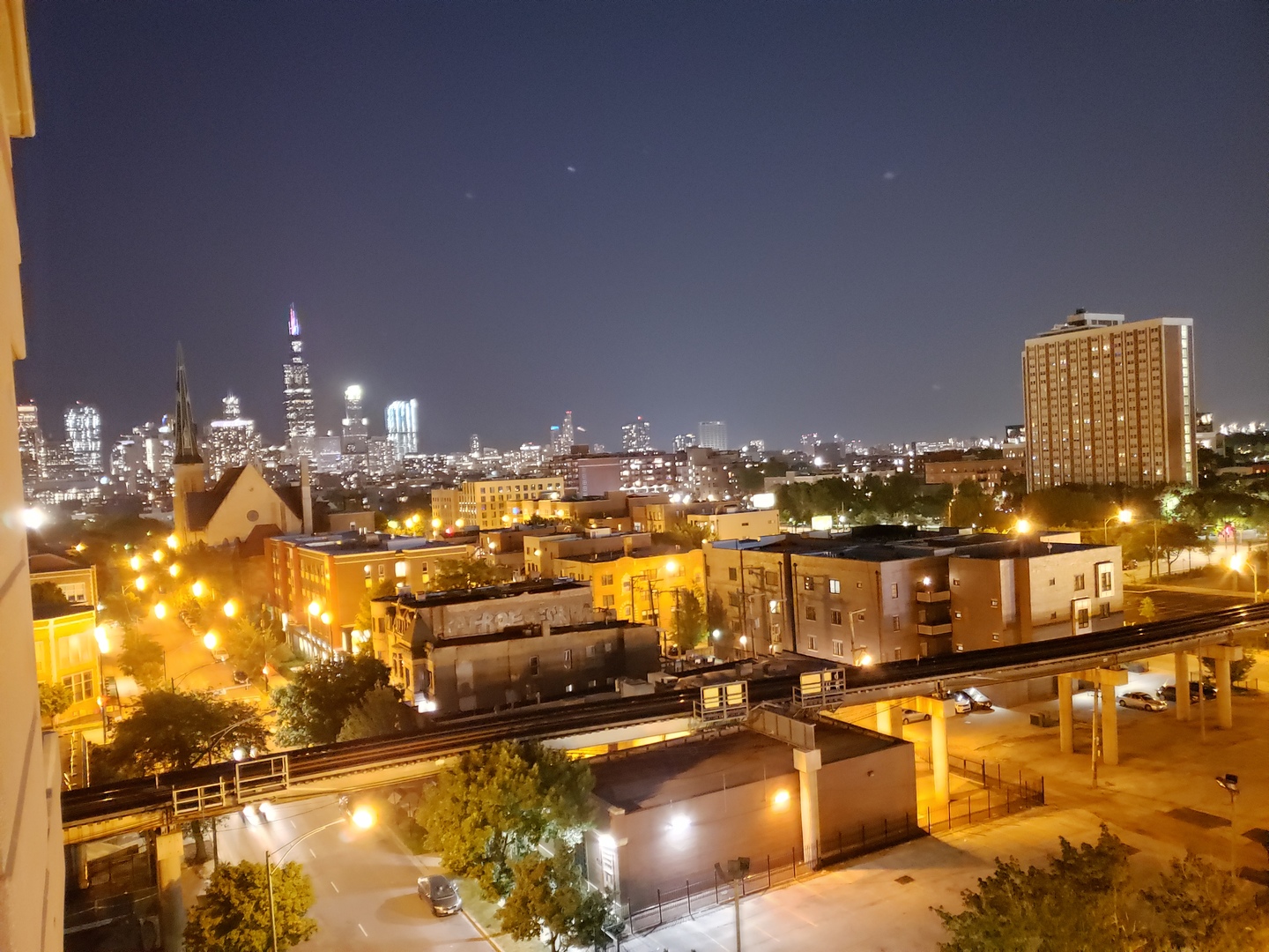 100 N Hermitage Avenue #916, Chicago, IL 60612