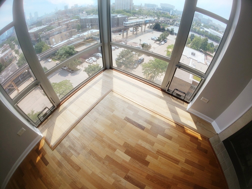 100 N Hermitage Avenue #916, Chicago, IL 60612
