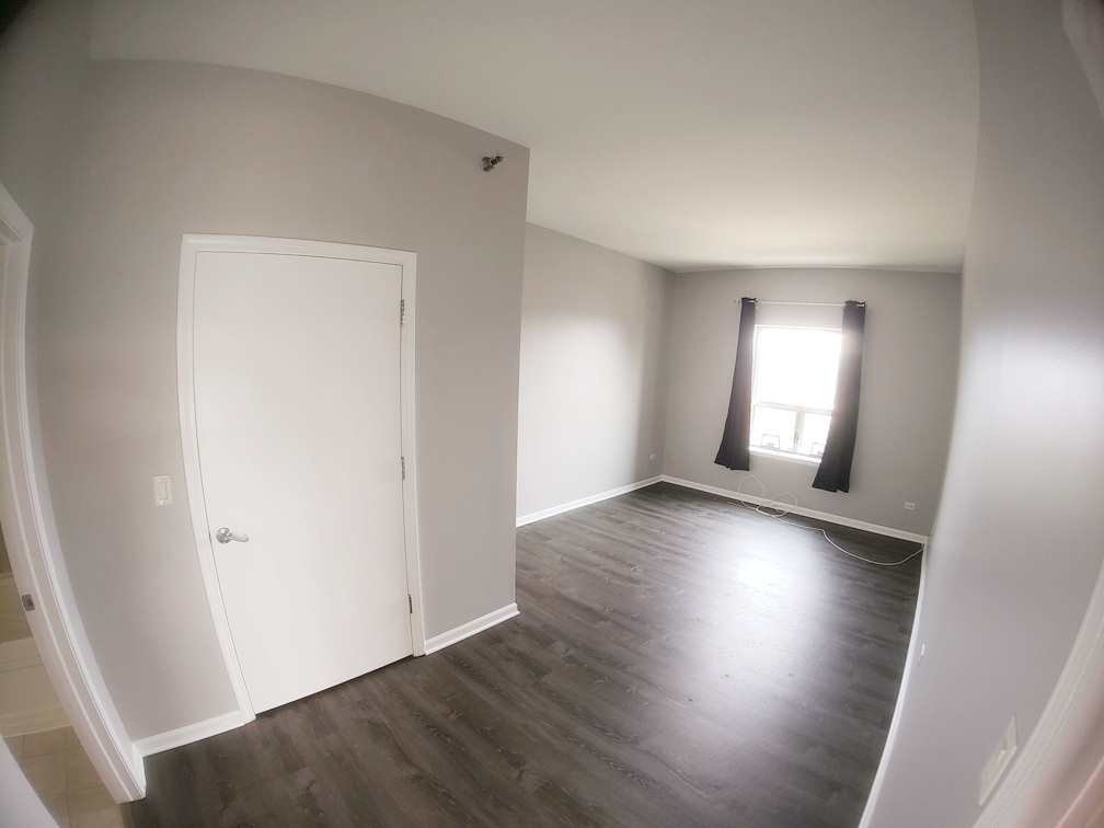 100 N Hermitage Avenue #916, Chicago, IL 60612