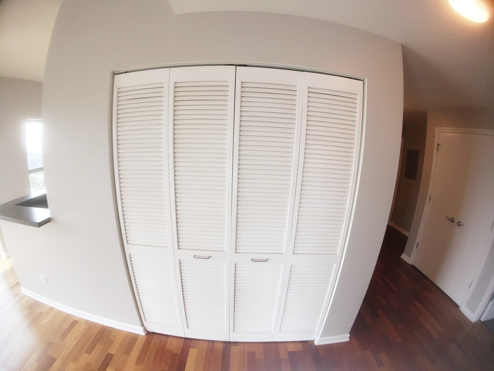 100 N Hermitage Avenue #916, Chicago, IL 60612