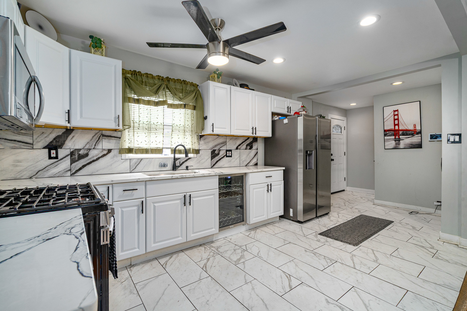 42 46th Avenue, Bellwood, IL 60104