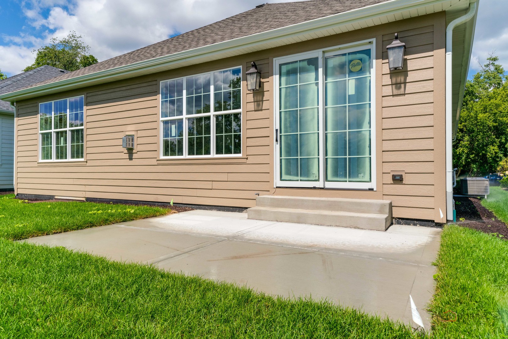 1066 Livingston Avenue, Highland Park, IL 60035