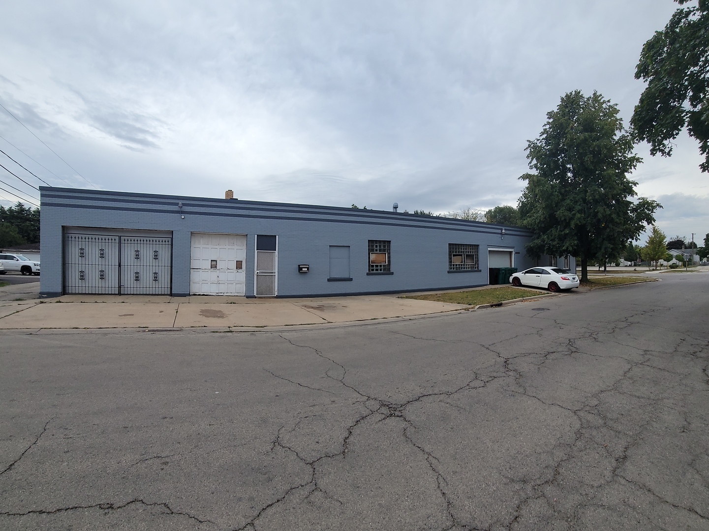 551 COLUMBIA Street, Joliet, IL 60432