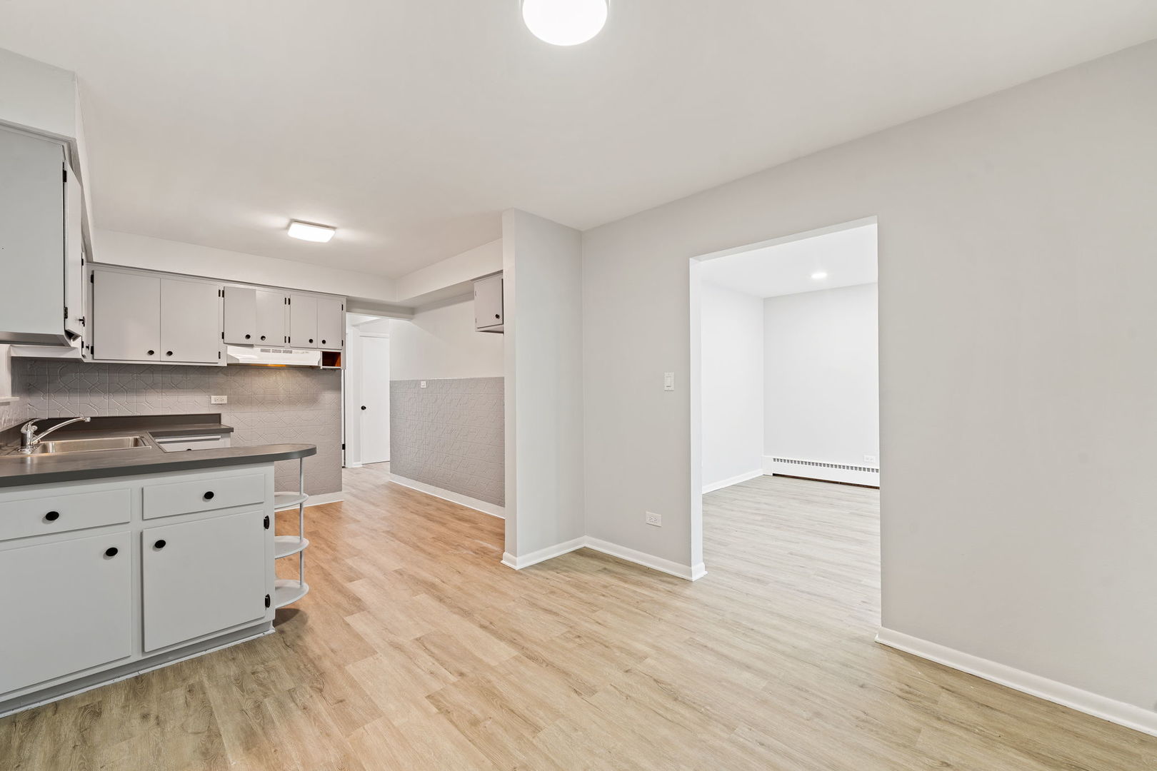 7027 W diversey Avenue, Chicago, IL 60707