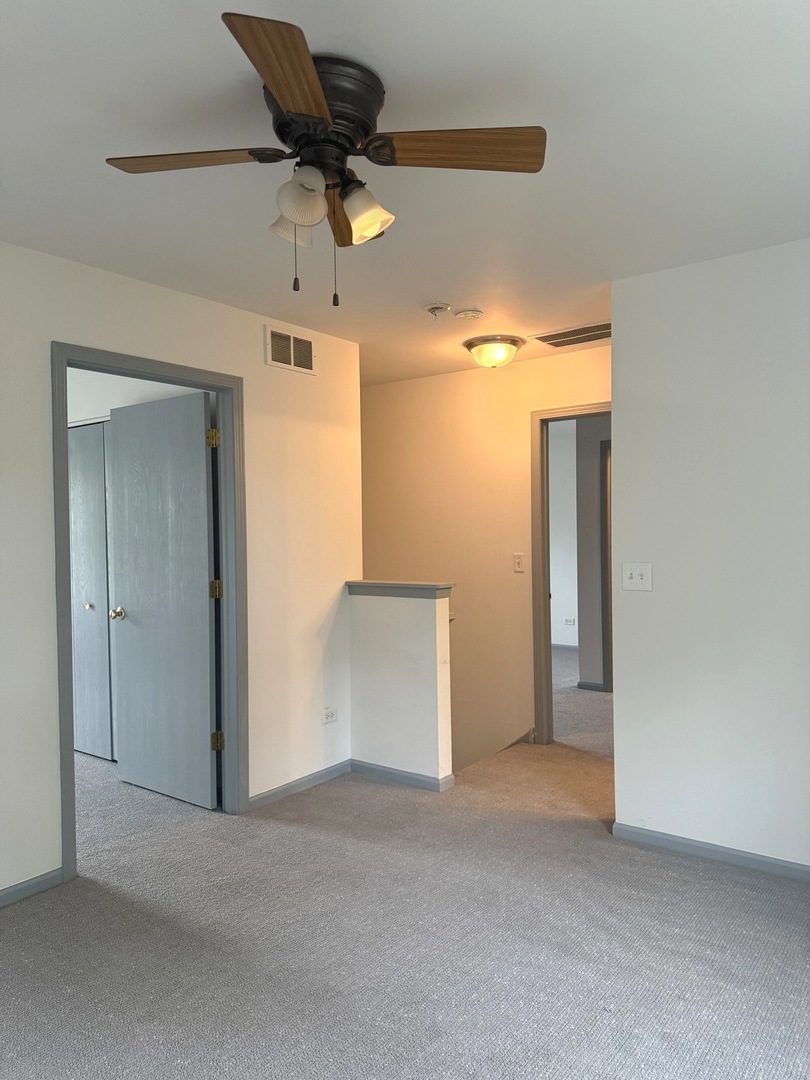 21439 Abbey Lane #21439, Crest Hill, IL 60403