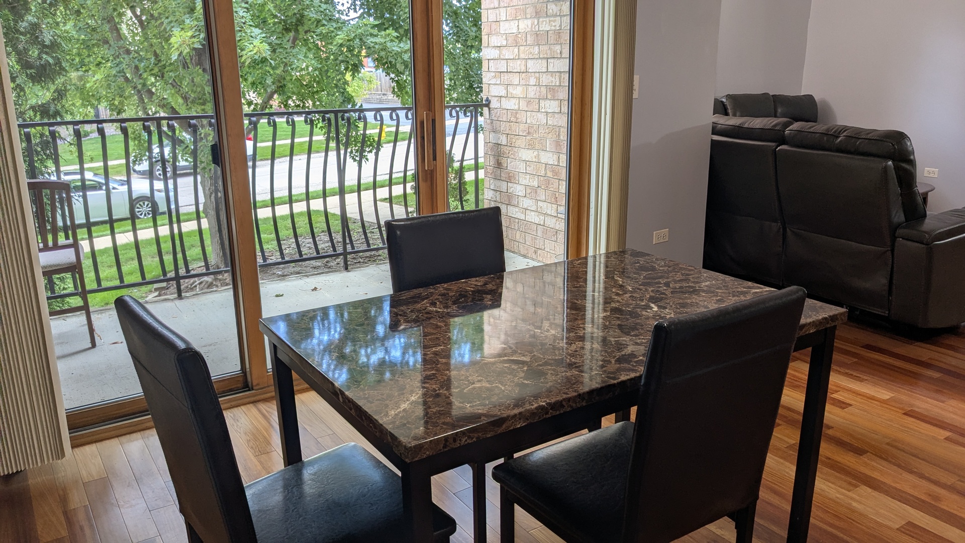 4407 Pershing Avenue #1S, Downers Grove, IL 60515