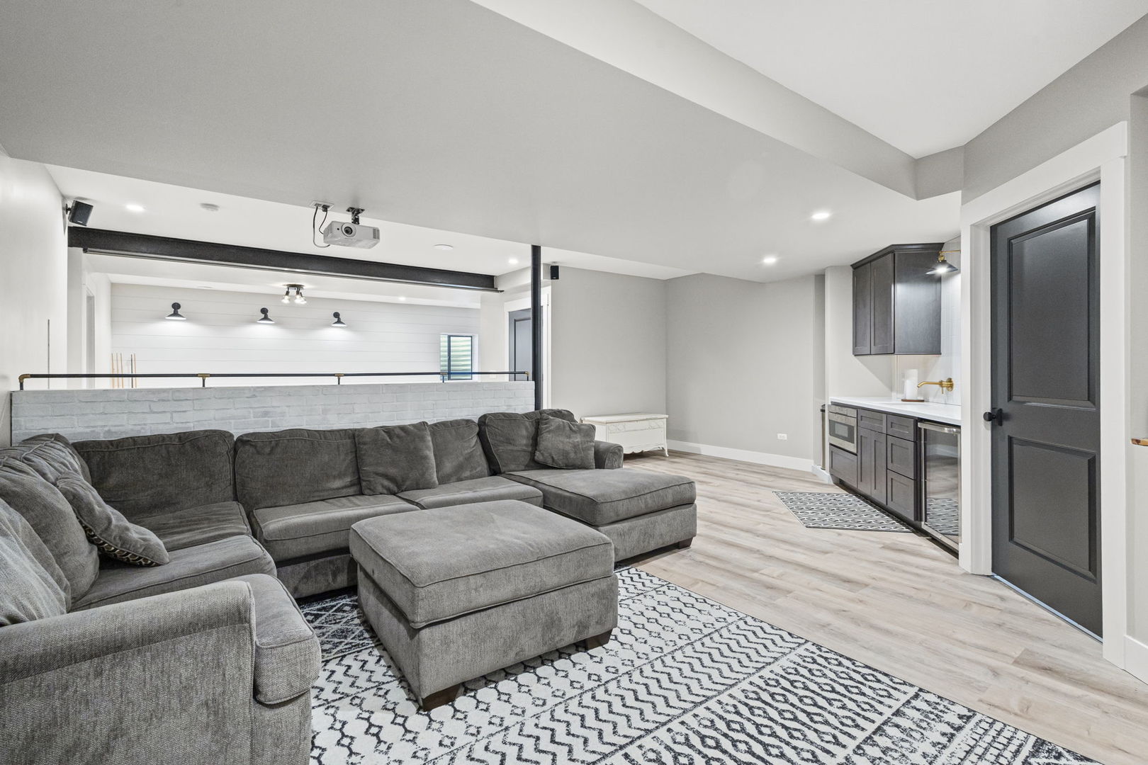 1010 Grayhawk Drive, Algonquin, IL 60102
