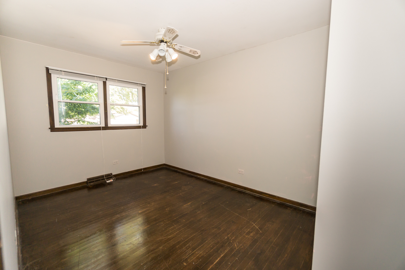 1105 S Evergreen Avenue, Arlington Heights, IL 60005