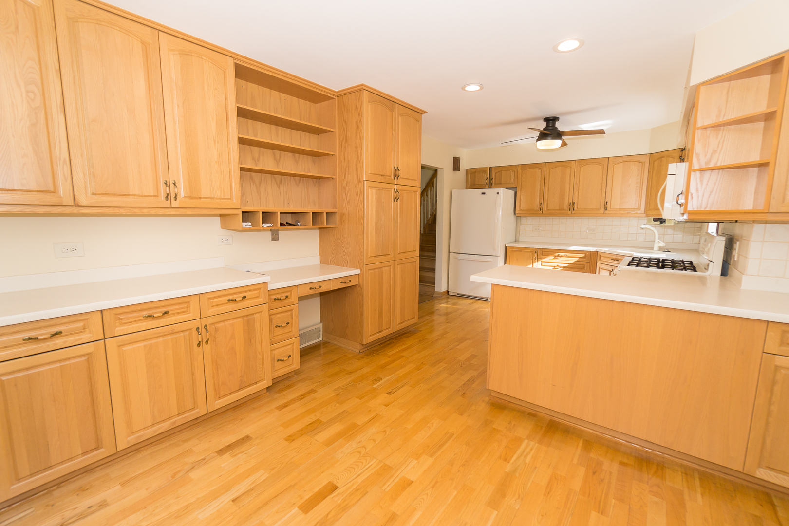 1105 S Evergreen Avenue, Arlington Heights, IL 60005