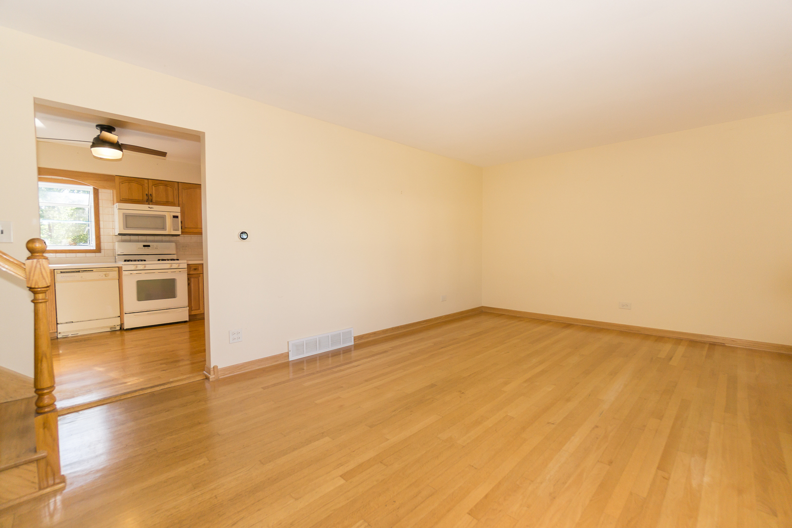 1105 S Evergreen Avenue, Arlington Heights, IL 60005