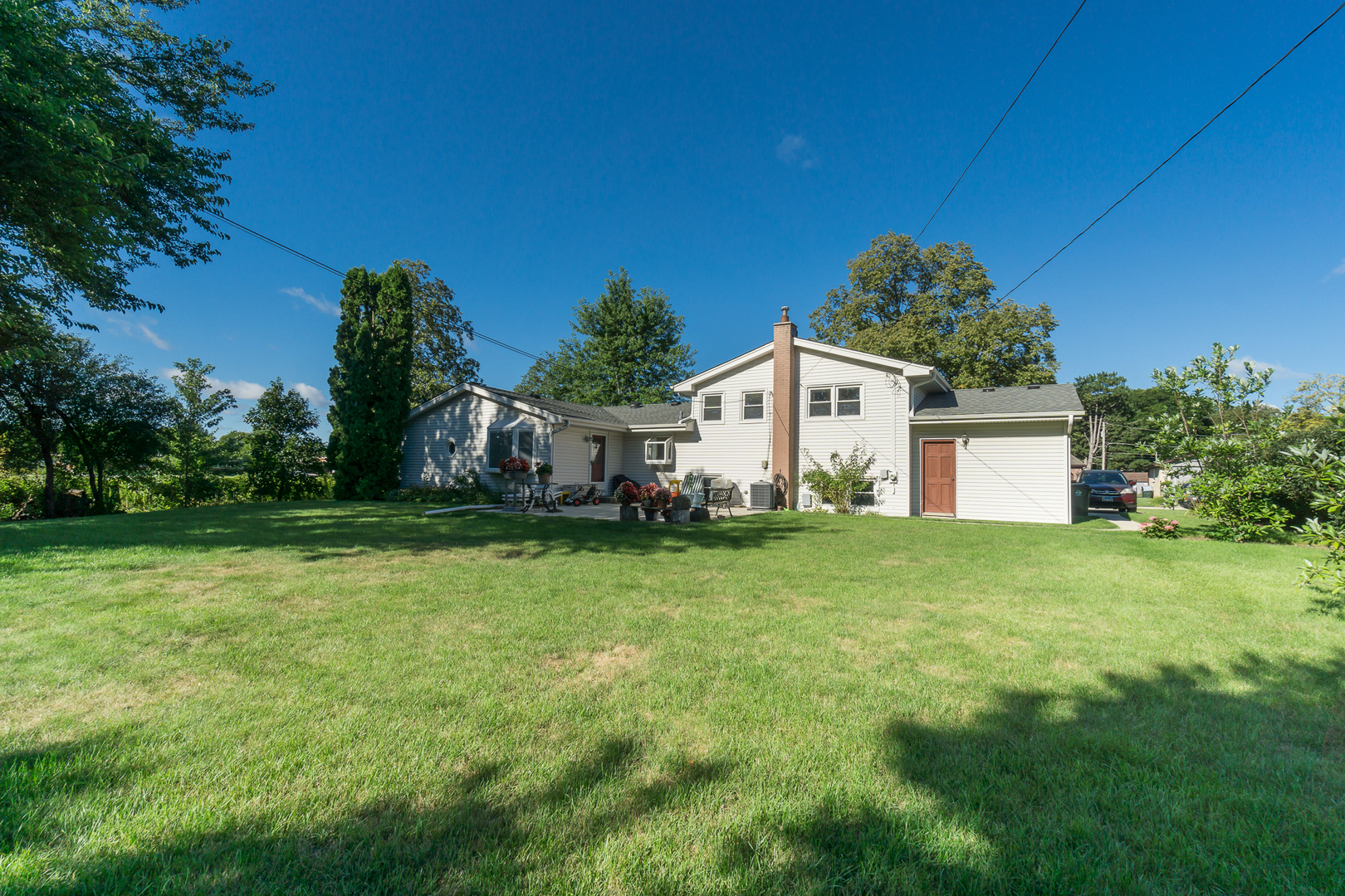 1105 S Evergreen Avenue, Arlington Heights, IL 60005