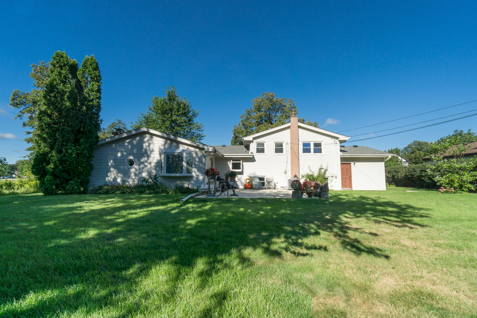 1105 S Evergreen Avenue, Arlington Heights, IL 60005