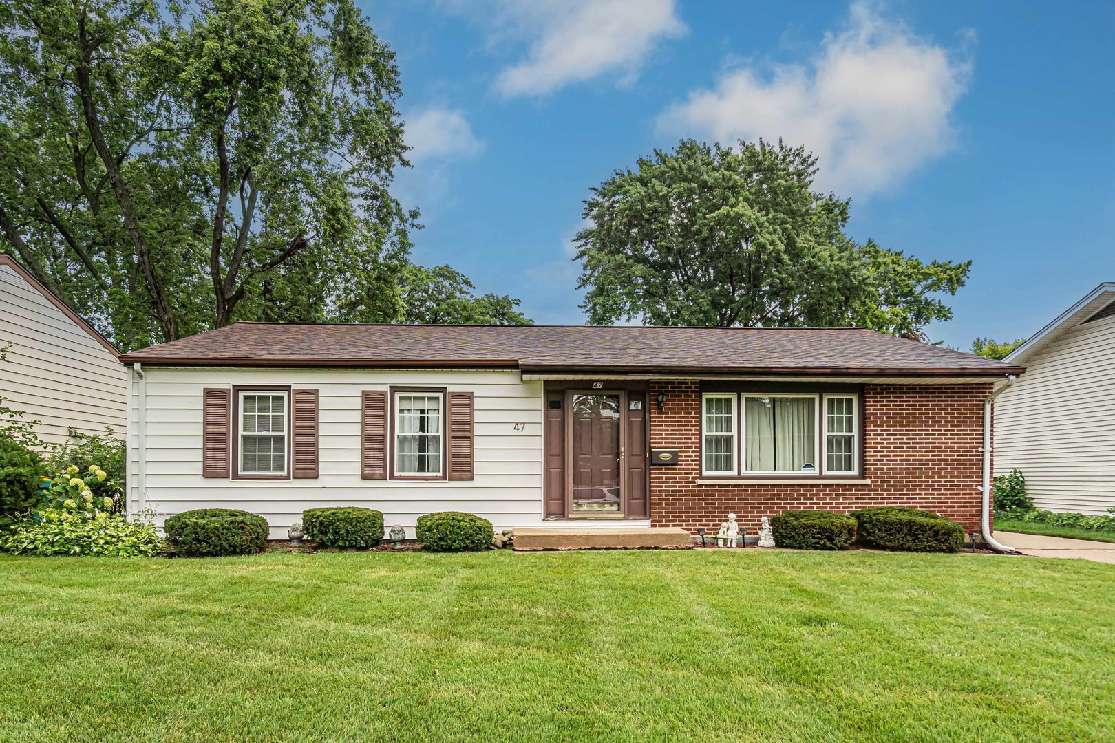 47 Willow Trail, Wheeling, IL 60090