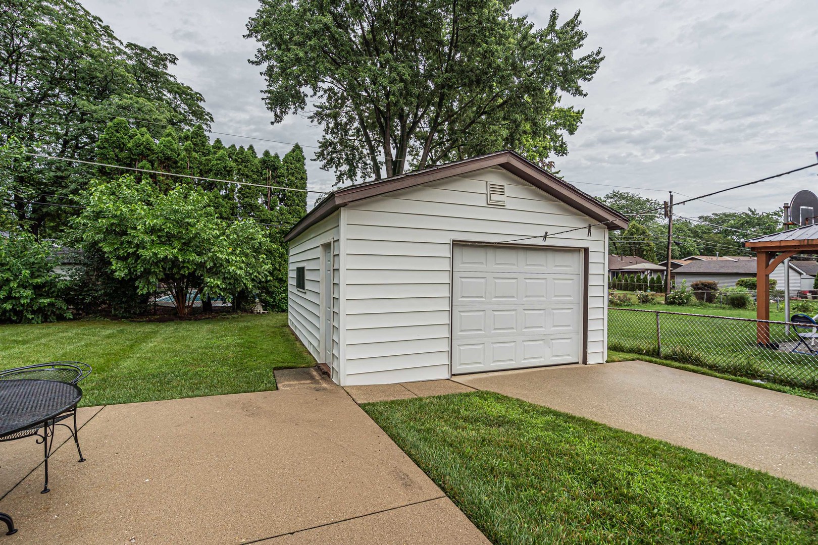 47 Willow Trail, Wheeling, IL 60090