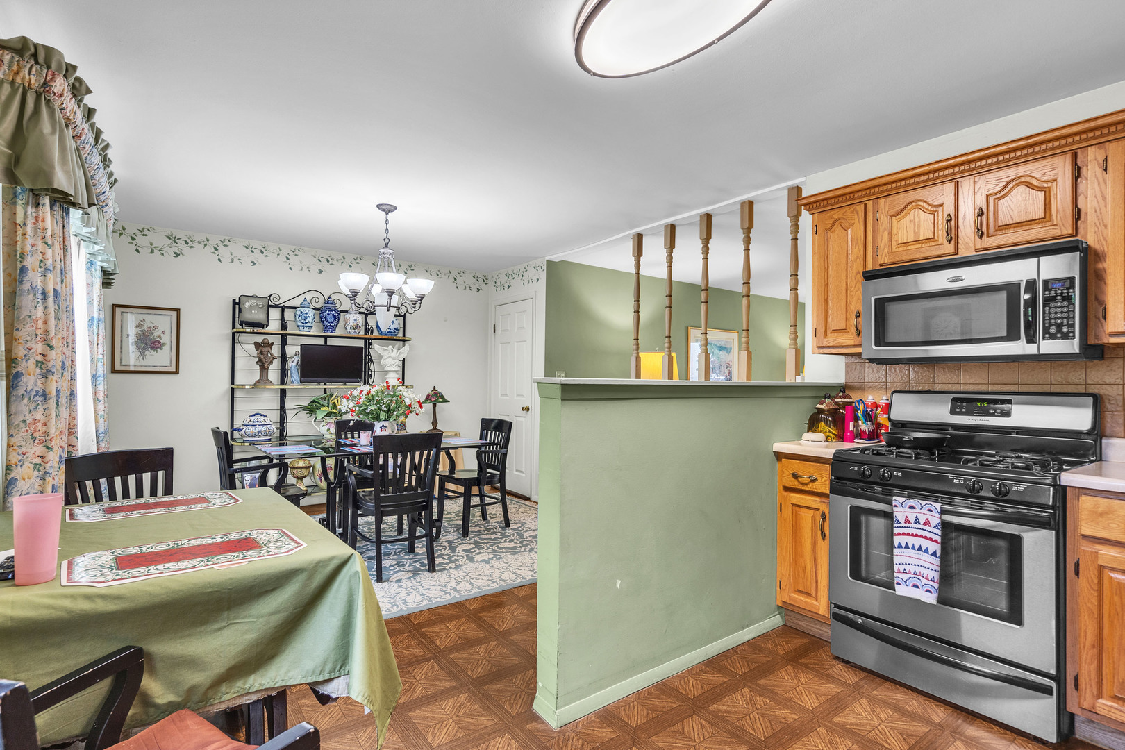 47 Willow Trail, Wheeling, IL 60090