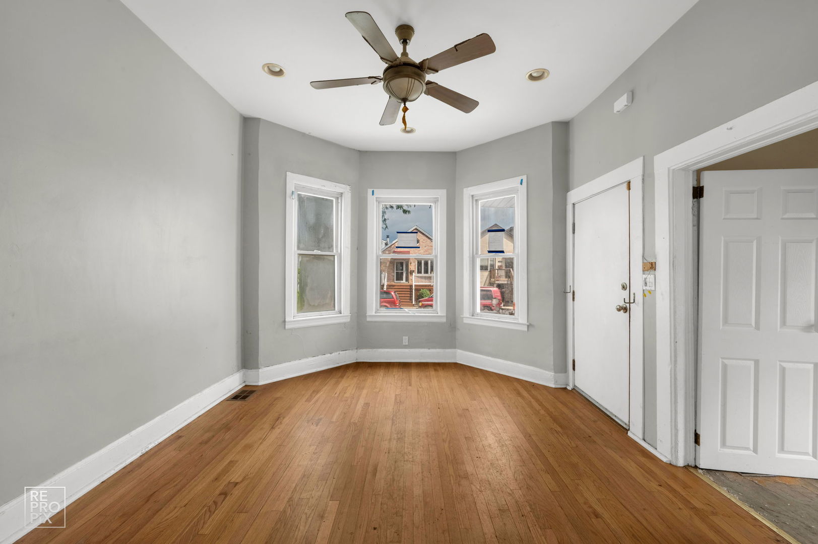 613 W 46th Place, Chicago, IL 60609