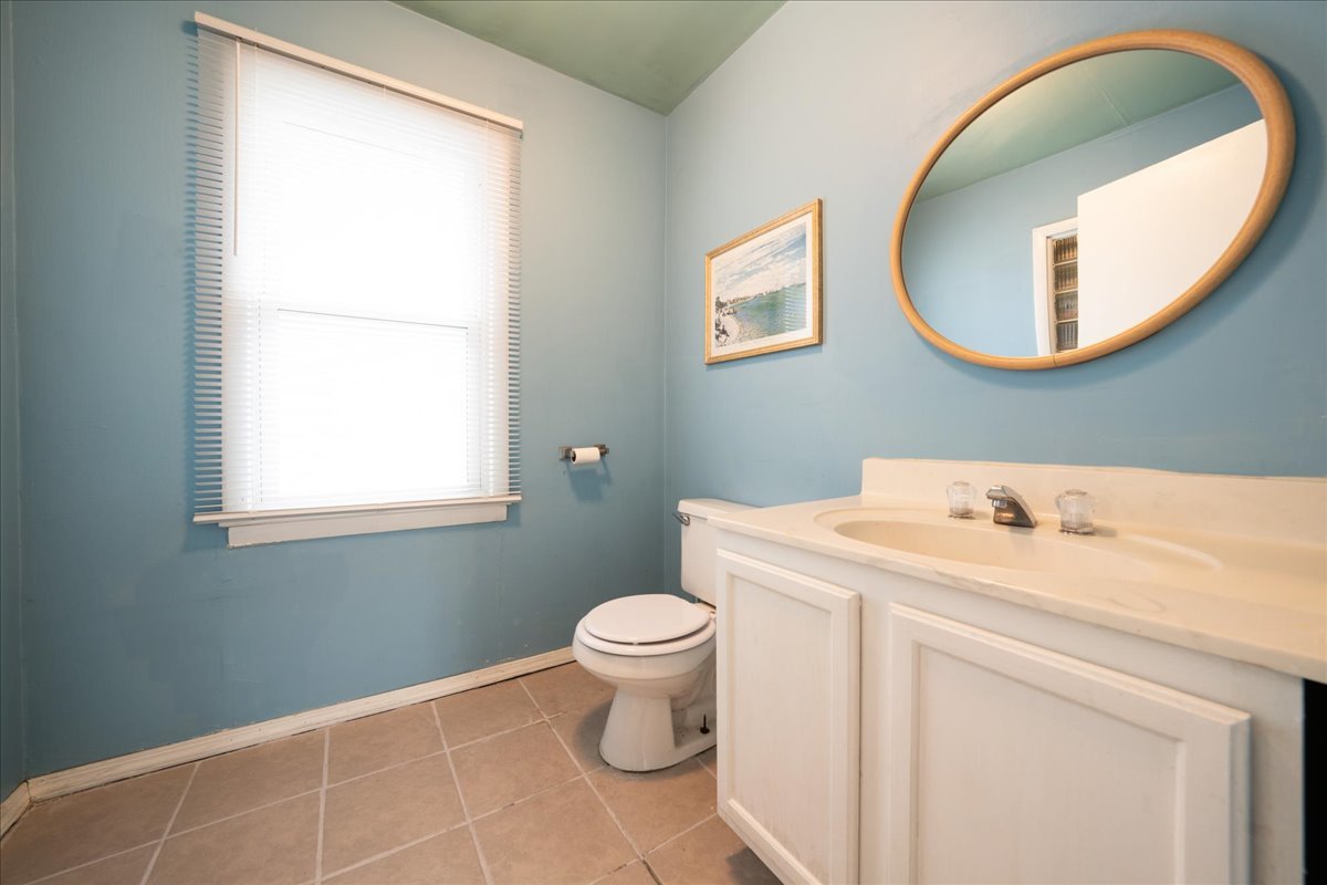 309 N Edgewood Avenue, Wood Dale, IL 60191