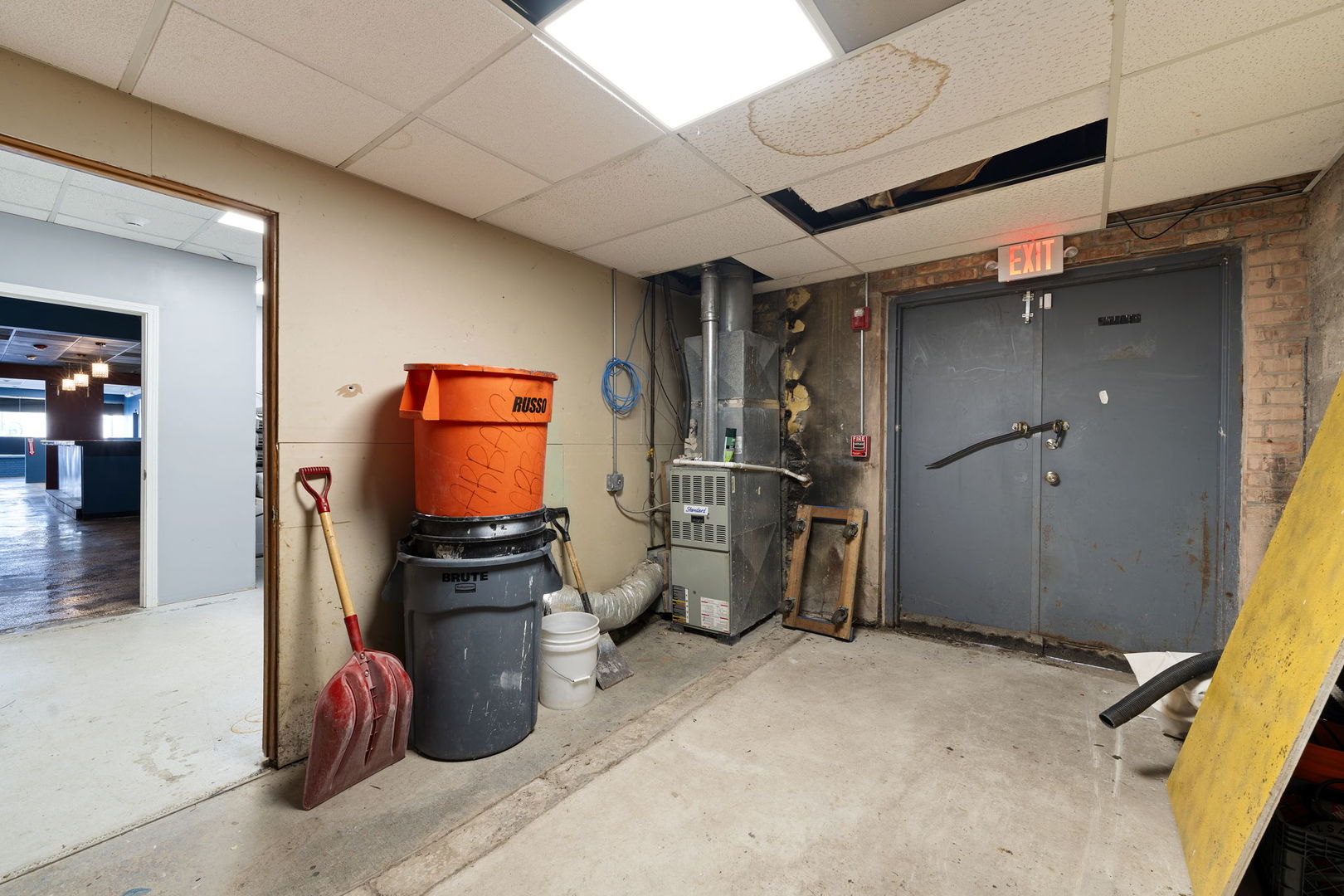 13041 Southwest Highway, Chicago Ridge, IL 60415