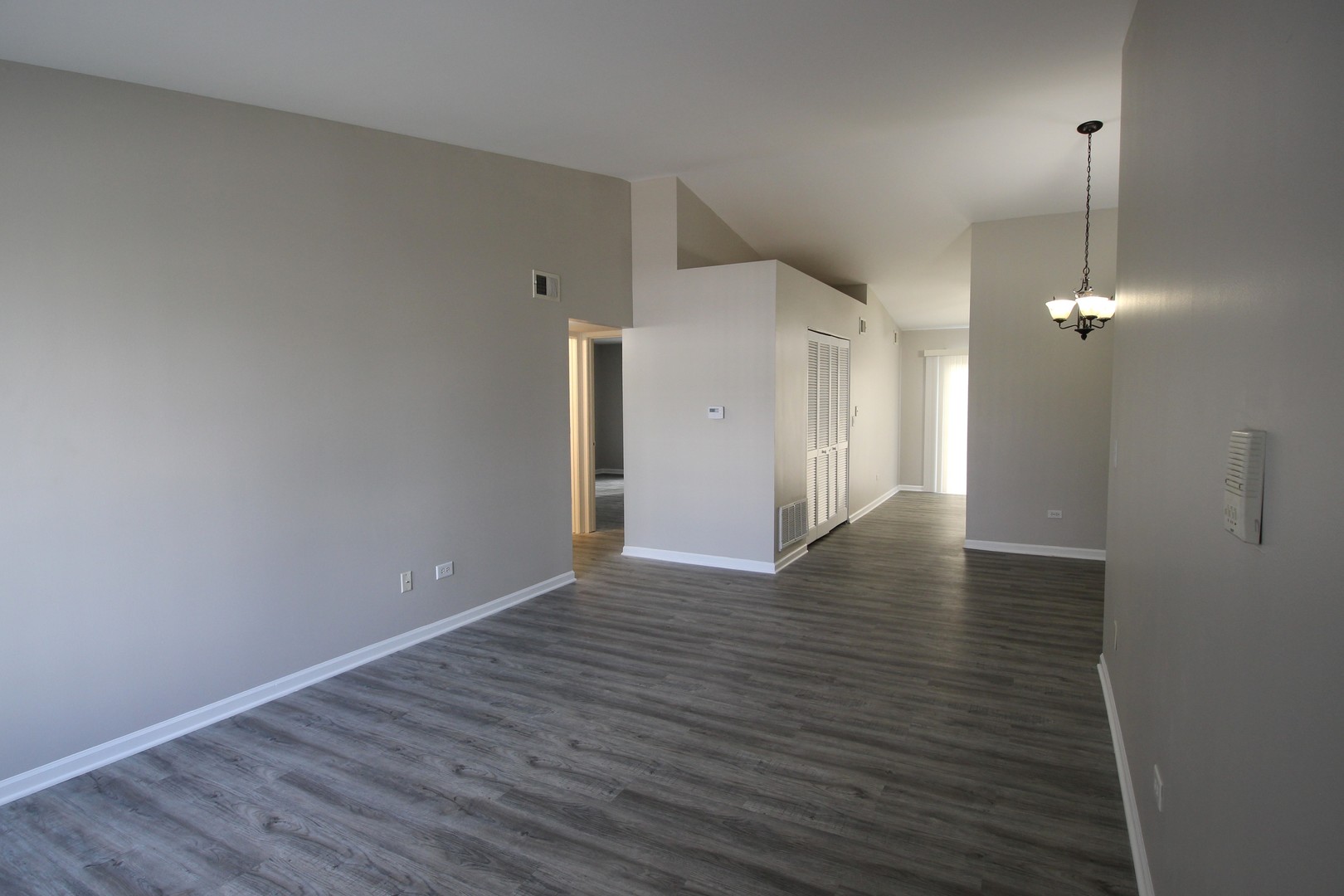 1411 Berta Drive #2N, Crest Hill, IL 60403