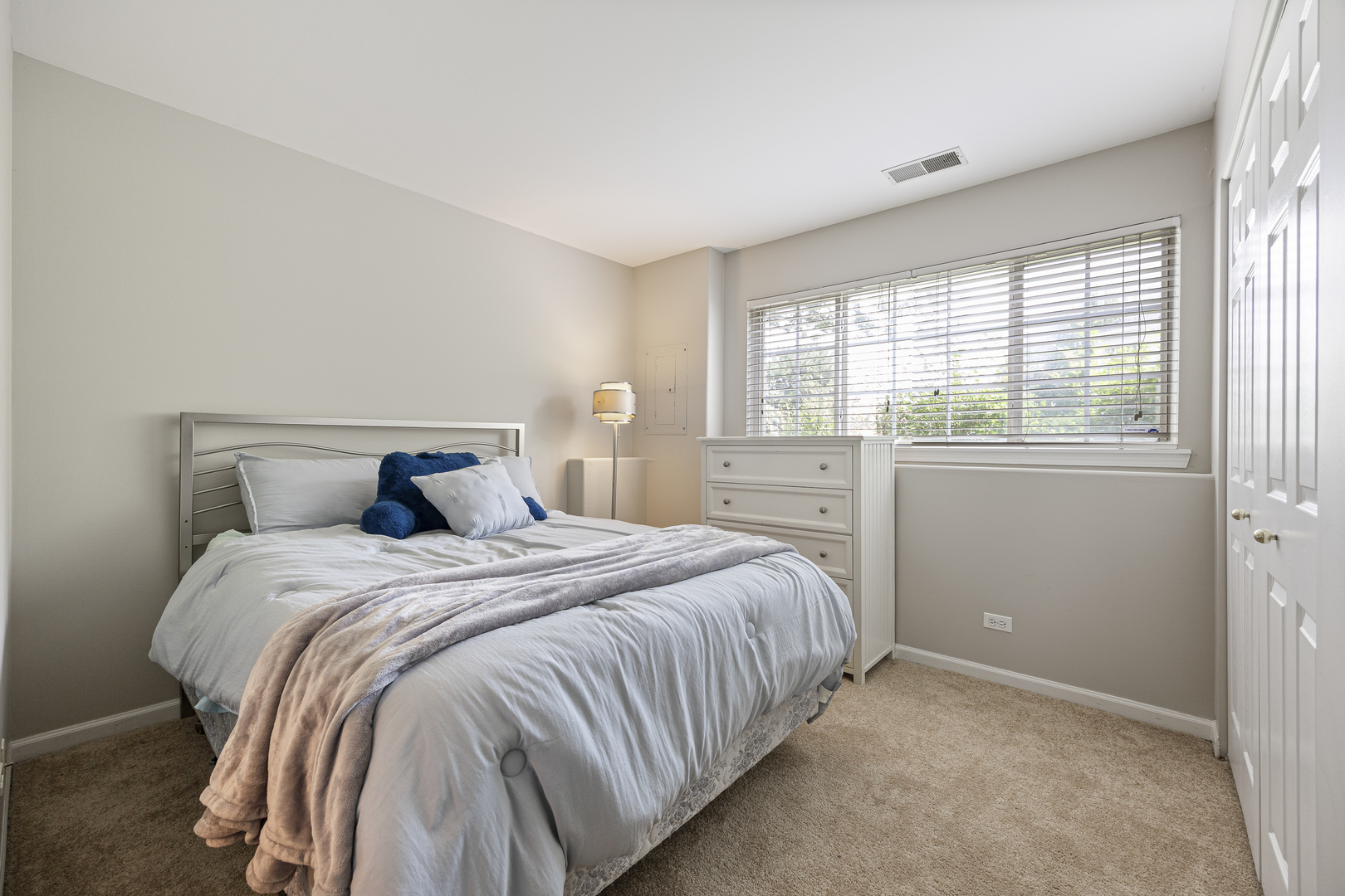 2234 Daybreak Drive #2234, Aurora, IL 60503