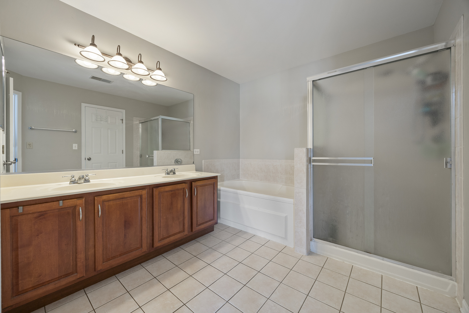2234 Daybreak Drive #2234, Aurora, IL 60503