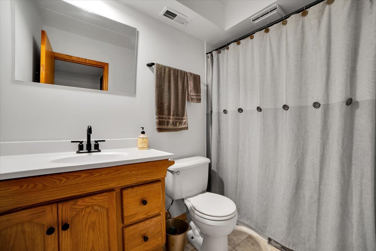 14511 Central Court #M2, Oak Forest, IL 60452