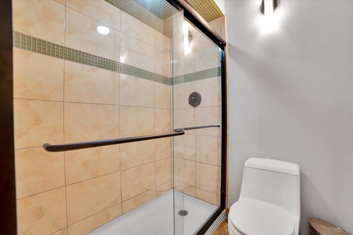 14511 Central Court #M2, Oak Forest, IL 60452