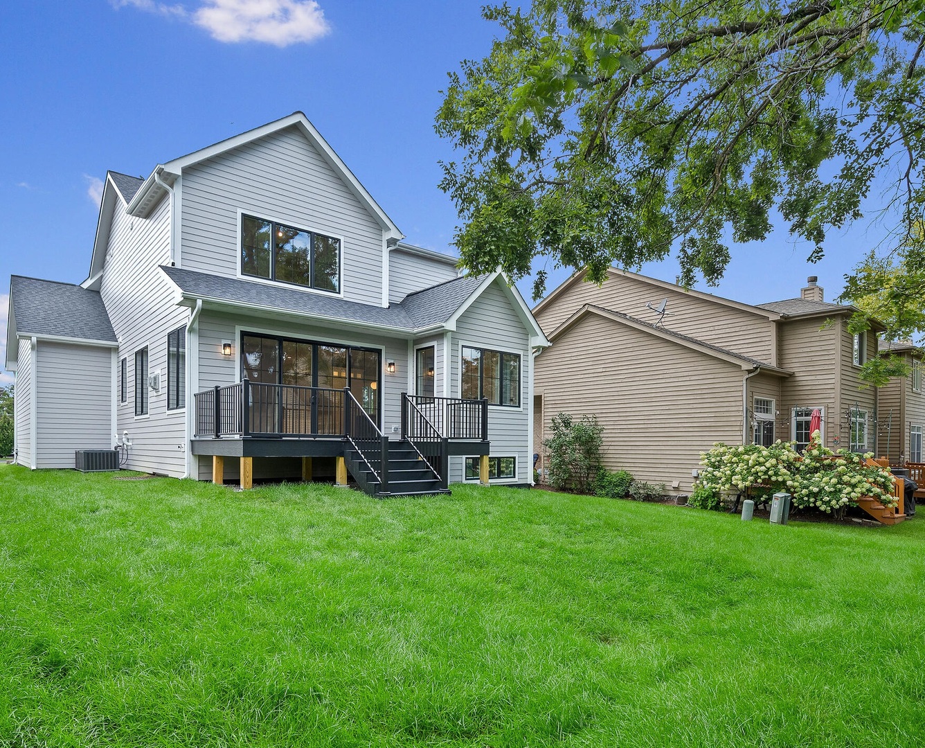 5515 Alabama Avenue, Clarendon Hills, IL 60514