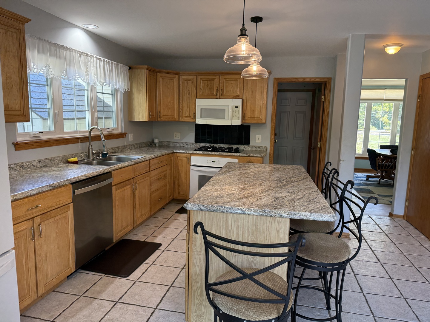 6035 Northern Drive, Morris, IL 60450