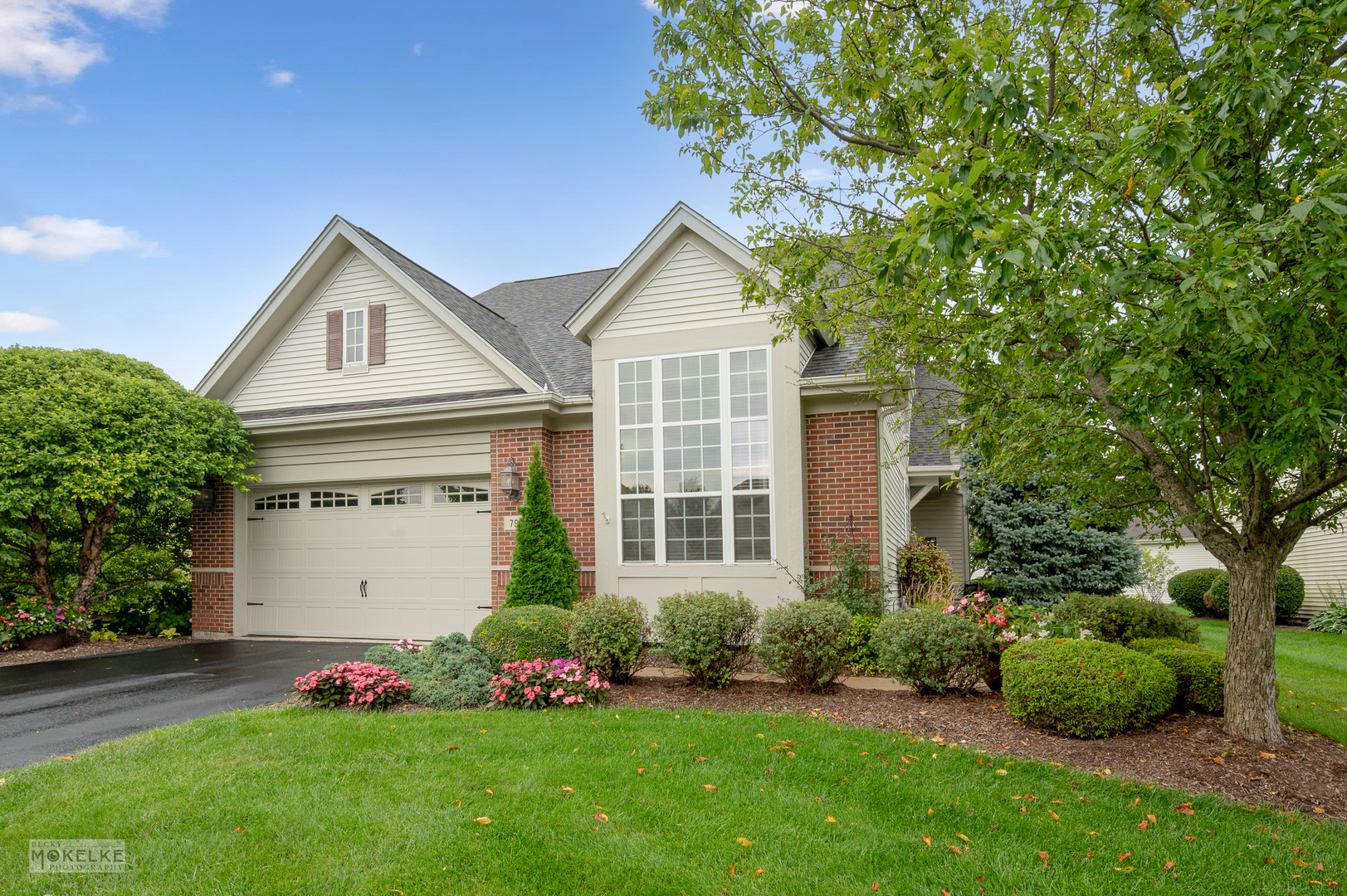 796 Colchester Drive, Oswego, IL 60543