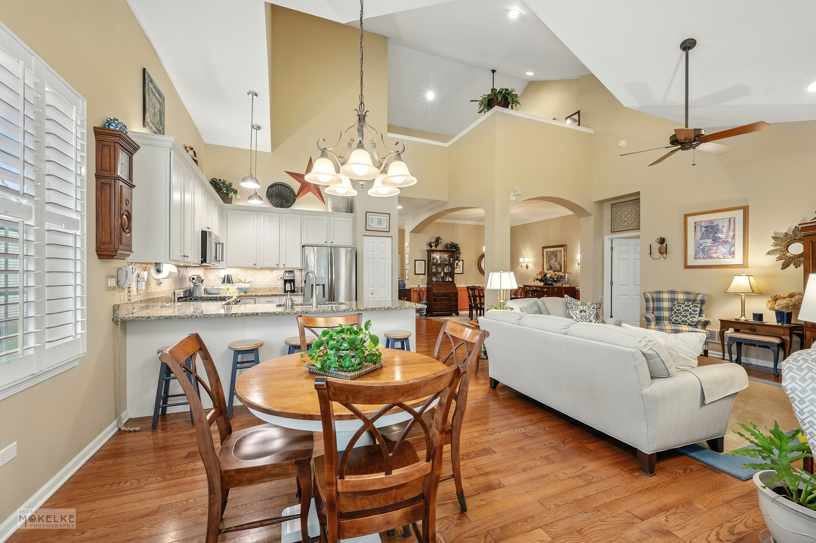 796 Colchester Drive, Oswego, IL 60543