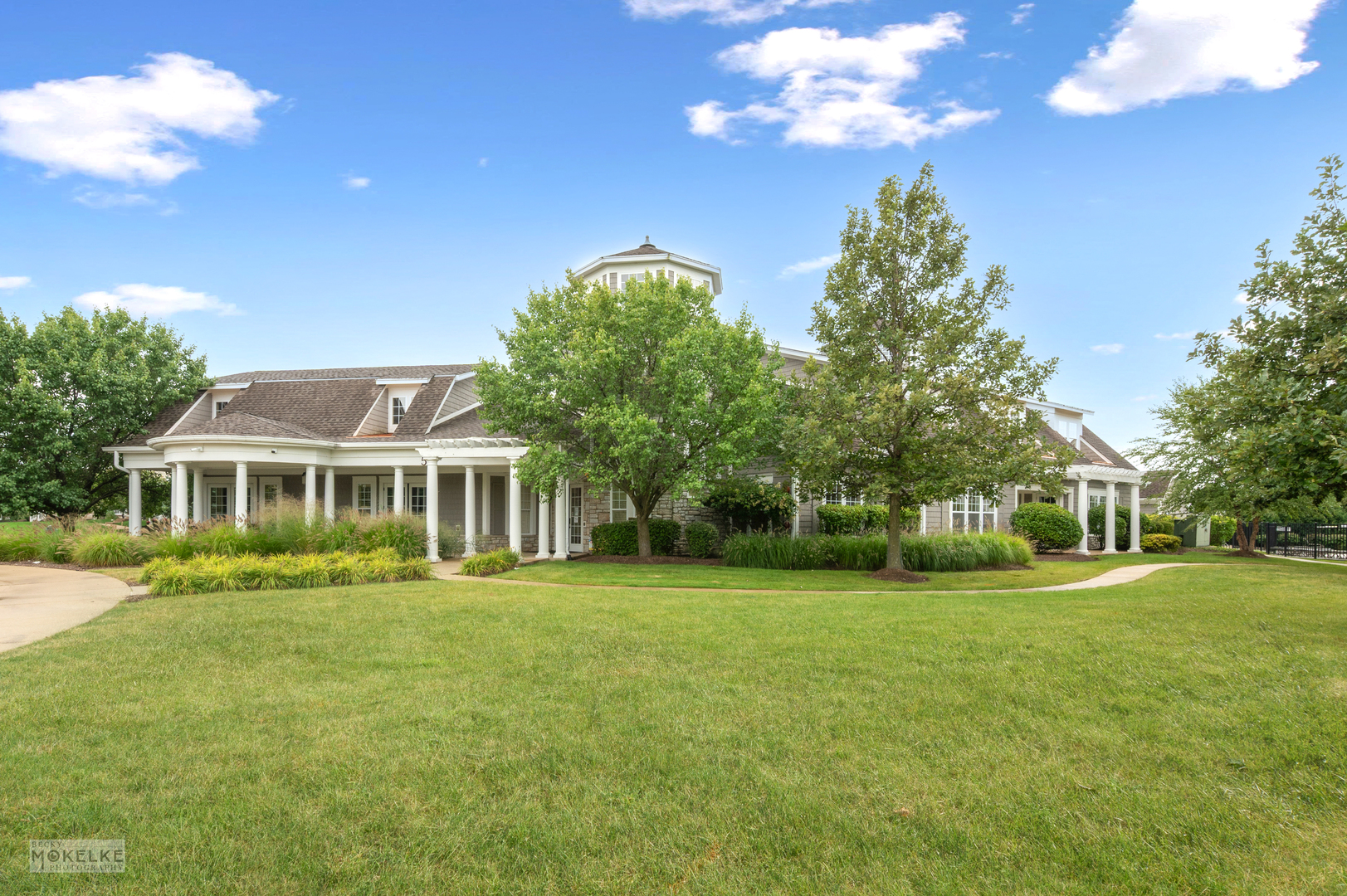 796 Colchester Drive, Oswego, IL 60543