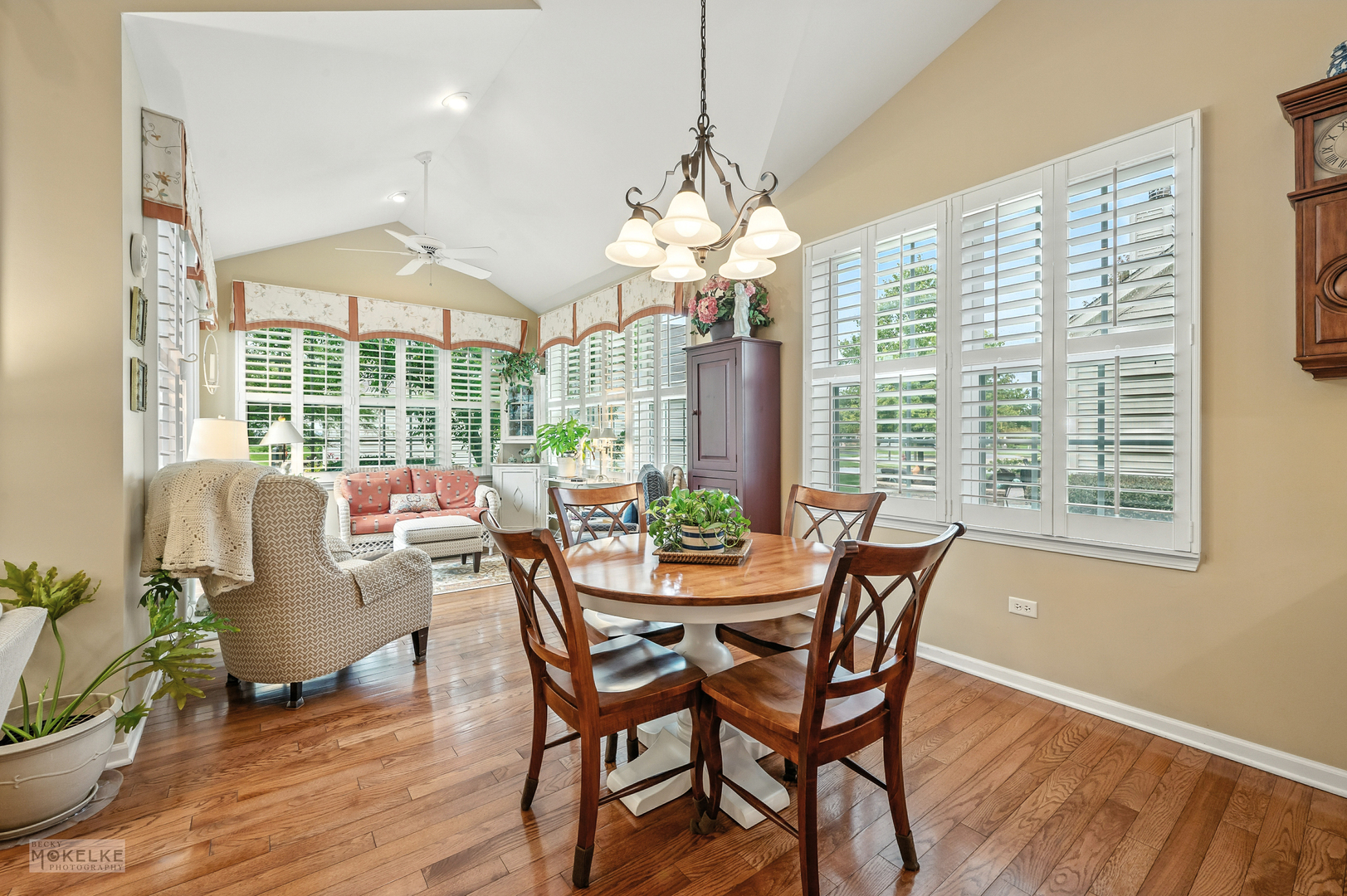 796 Colchester Drive, Oswego, IL 60543