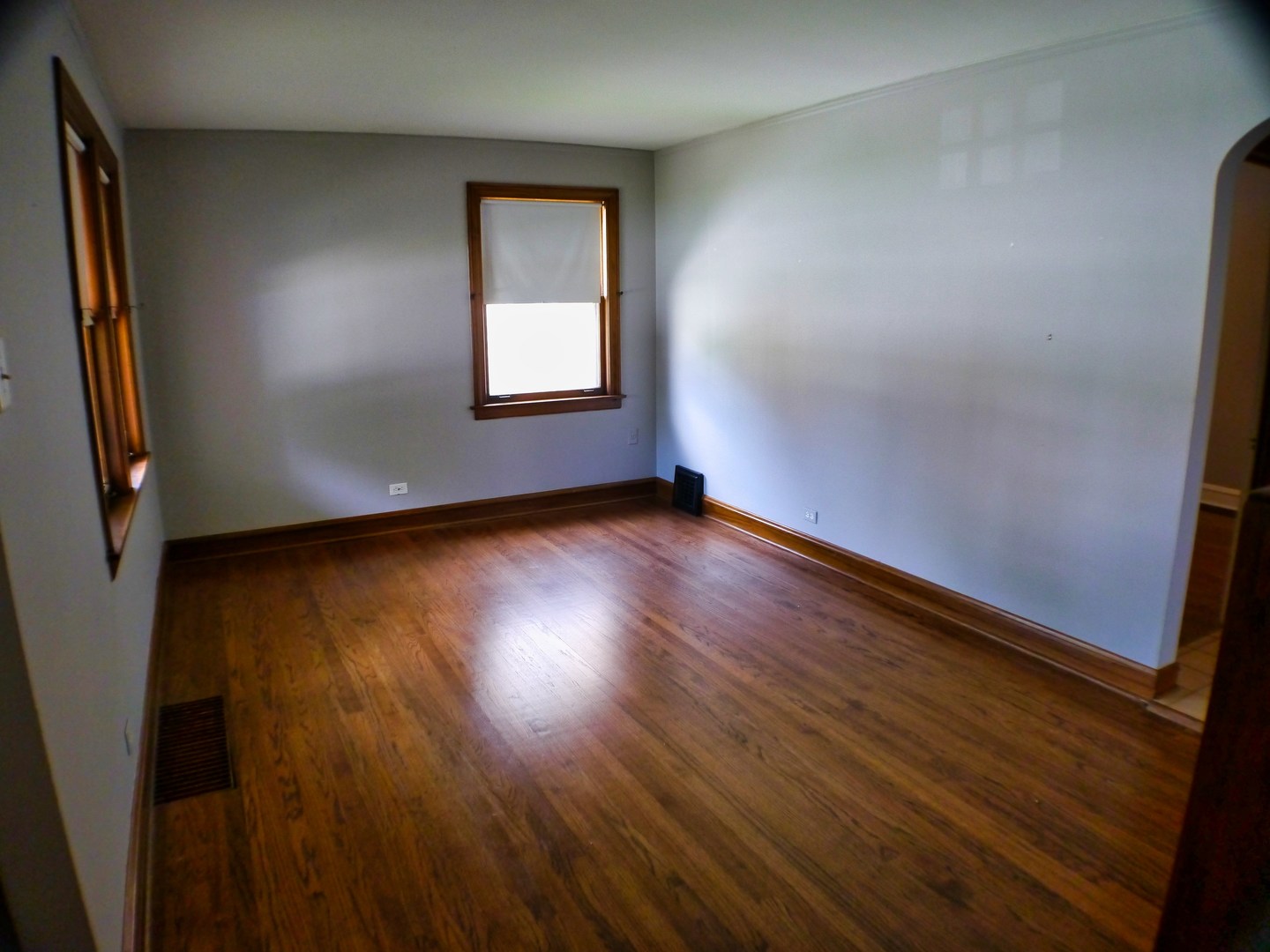 9337 S Richmond Avenue, Evergreen Park, IL 60805