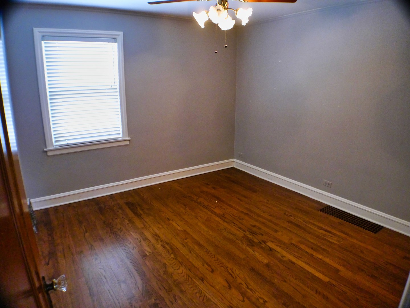 9337 S Richmond Avenue, Evergreen Park, IL 60805