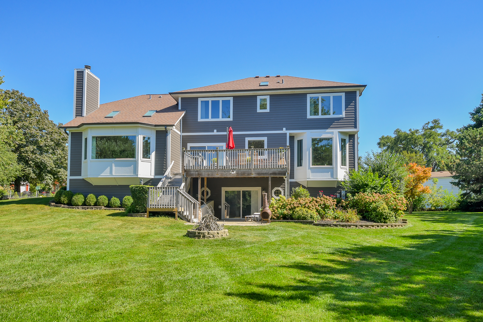 4522 Lee Avenue, Downers Grove, IL 60515